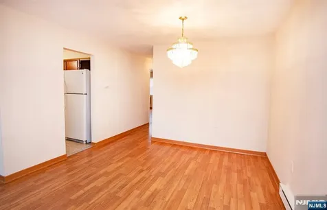 30 E Maple Teaneck NJ 07666
