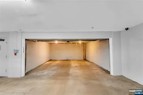 8C Cove Lane North Bergen NJ 07047