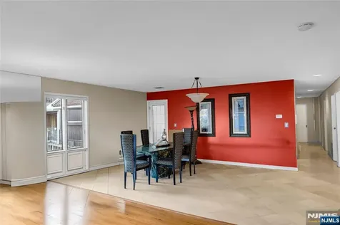 8C Cove Lane North Bergen NJ 07047