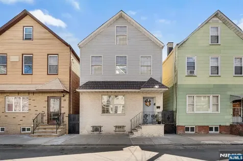 97 Houston Street Newark NJ 07105