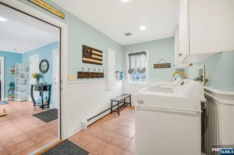 4 Salter Drive Montville Township NJ 07045