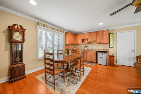 4 Salter Drive Montville Township NJ 07045