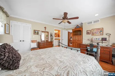 4 Salter Drive Montville Township NJ 07045