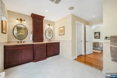 4 Salter Drive Montville Township NJ 07045