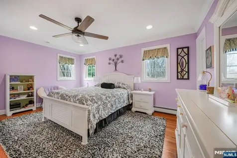 4 Salter Drive Montville Township NJ 07045