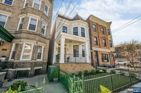 2602 Palisade Avenue Weehawken NJ 07086
