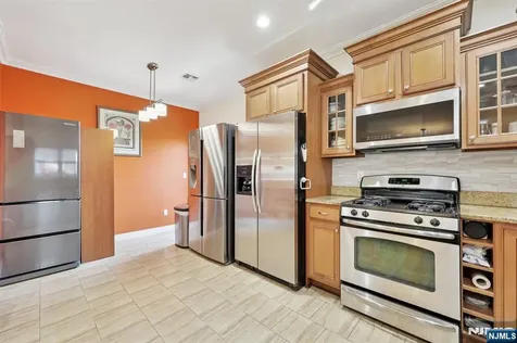 421 Lafayette Avenue Cliffside Park NJ 07010