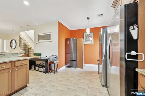 421 Lafayette Avenue Cliffside Park NJ 07010