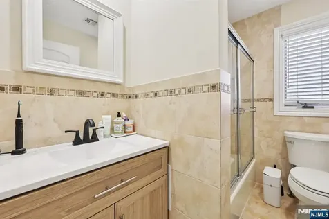 421 Lafayette Avenue Cliffside Park NJ 07010