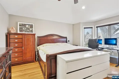 421 Lafayette Avenue Cliffside Park NJ 07010