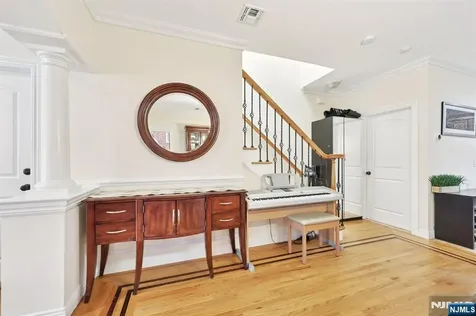 421 Lafayette Avenue Cliffside Park NJ 07010