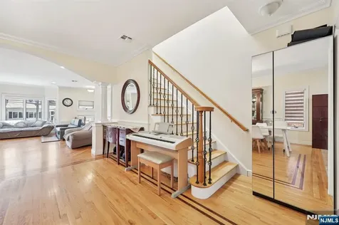 421 Lafayette Avenue Cliffside Park NJ 07010