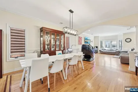 421 Lafayette Avenue Cliffside Park NJ 07010