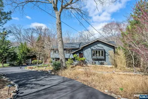 87 Buena Vista Drive Ringwood NJ 07456
