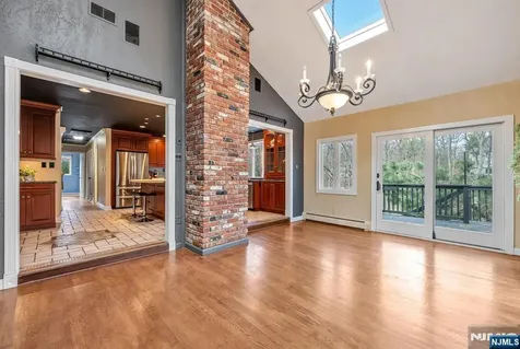 87 Buena Vista Drive Ringwood NJ 07456