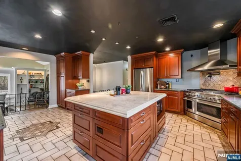 87 Buena Vista Drive Ringwood NJ 07456