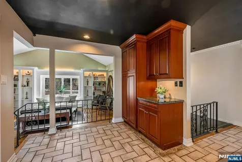 87 Buena Vista Drive Ringwood NJ 07456