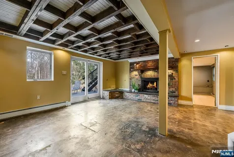 87 Buena Vista Drive Ringwood NJ 07456
