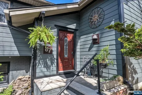 87 Buena Vista Drive Ringwood NJ 07456