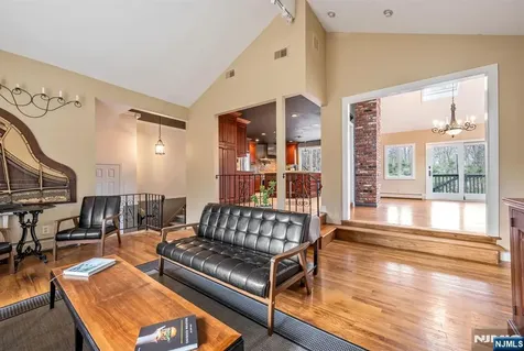 87 Buena Vista Drive Ringwood NJ 07456