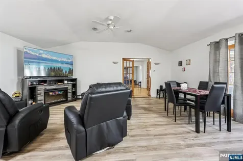 38 Passaic Avenue North Haledon NJ 07508