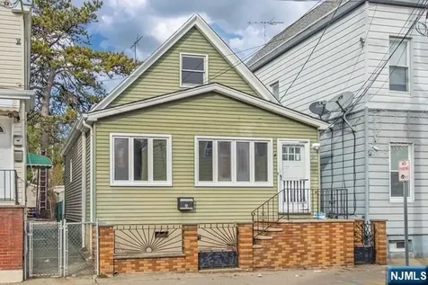 46 Center Street Clifton NJ 07011