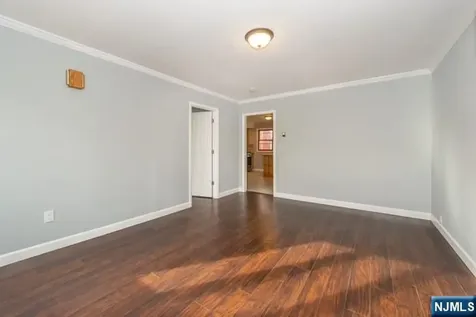 46 Center Street Clifton NJ 07011
