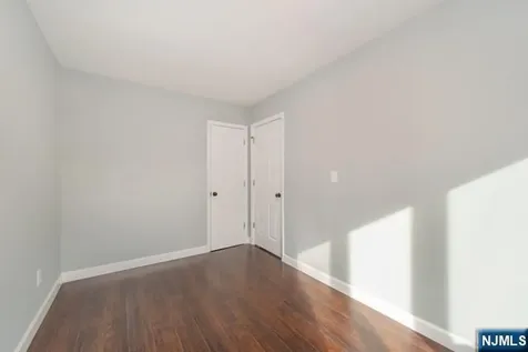 46 Center Street Clifton NJ 07011
