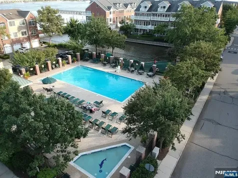 428 Newburgh Court West New York NJ 07093