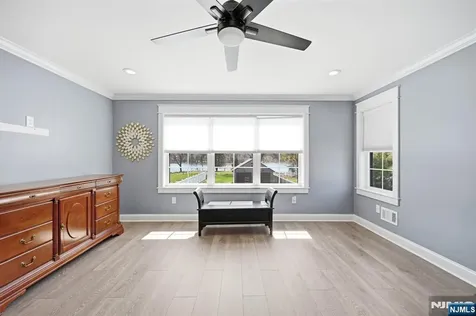 1074 Colfax Avenue Pompton Lakes NJ 07442