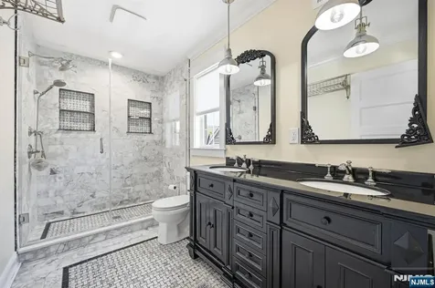 1074 Colfax Avenue Pompton Lakes NJ 07442