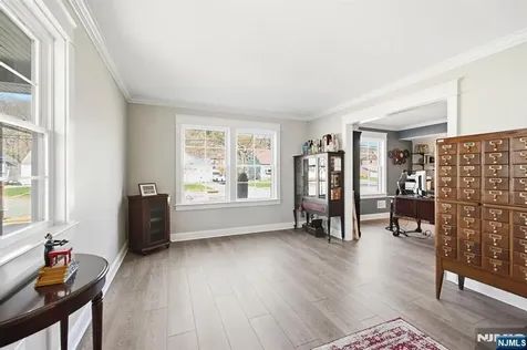1074 Colfax Avenue Pompton Lakes NJ 07442