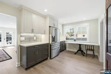 1074 Colfax Avenue Pompton Lakes NJ 07442