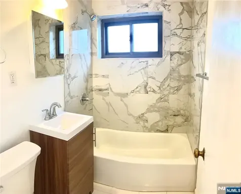 501 Linwood Drive Fort Lee NJ 07024