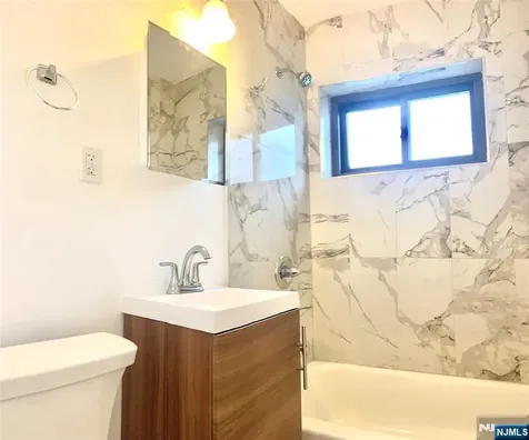 501 Linwood Drive Fort Lee NJ 07024