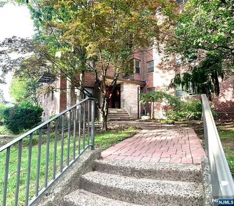 501 Linwood Drive Fort Lee NJ 07024