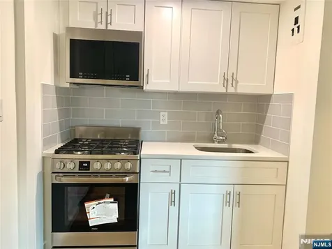 501 Linwood Drive Fort Lee NJ 07024