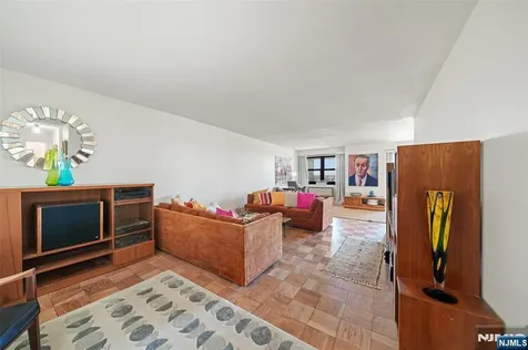7855 Boulevard North Bergen NJ 07047