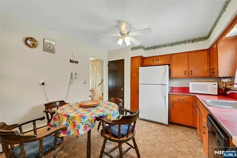 664 Woodside Avenue River Vale NJ 07675