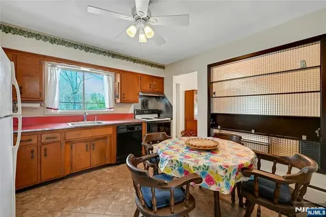 664 Woodside Avenue River Vale NJ 07675