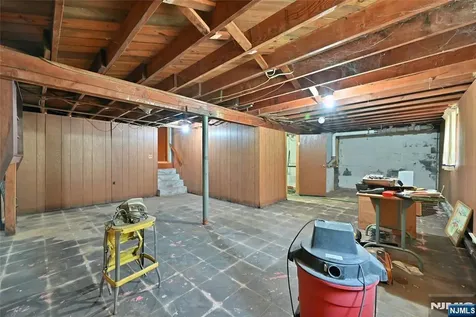 664 Woodside Avenue River Vale NJ 07675
