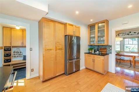 229 Watchung Avenue Montclair NJ 07043