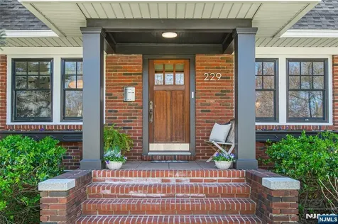229 Watchung Avenue Montclair NJ 07043