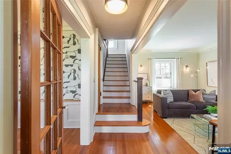 229 Watchung Avenue Montclair NJ 07043
