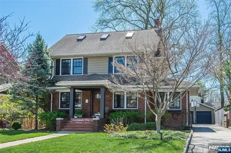 229 Watchung Avenue Montclair NJ 07043