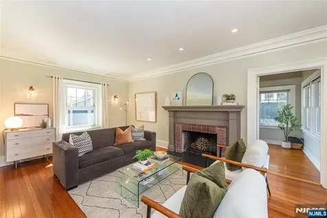 229 Watchung Avenue Montclair NJ 07043