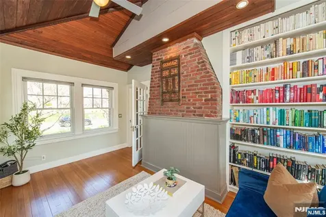 229 Watchung Avenue Montclair NJ 07043