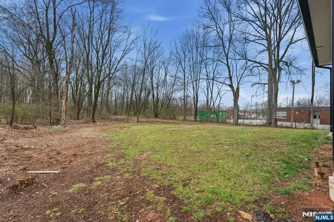 188 Edwards Road Par-troy Hills Twp. NJ 07054