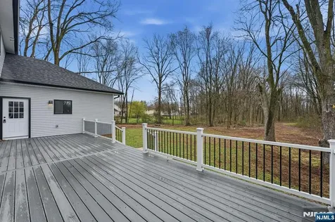 188 Edwards Road Par-troy Hills Twp. NJ 07054