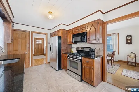 169 Oak Ridge Avenue Nutley NJ 07110